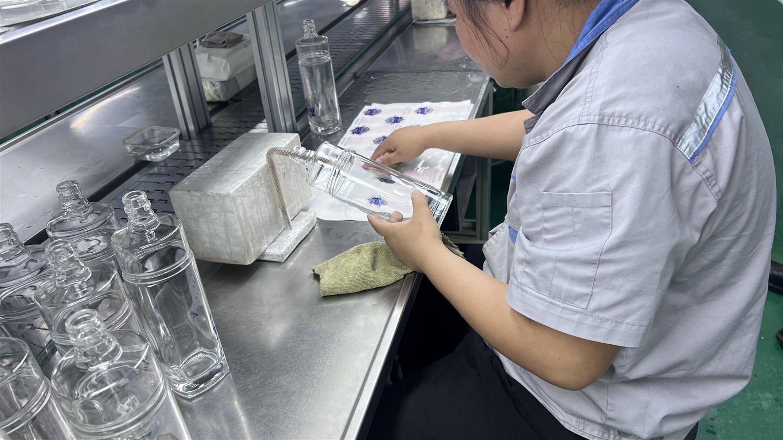 }6P[EQ8~Z38EX3TZ3ZSBHIB